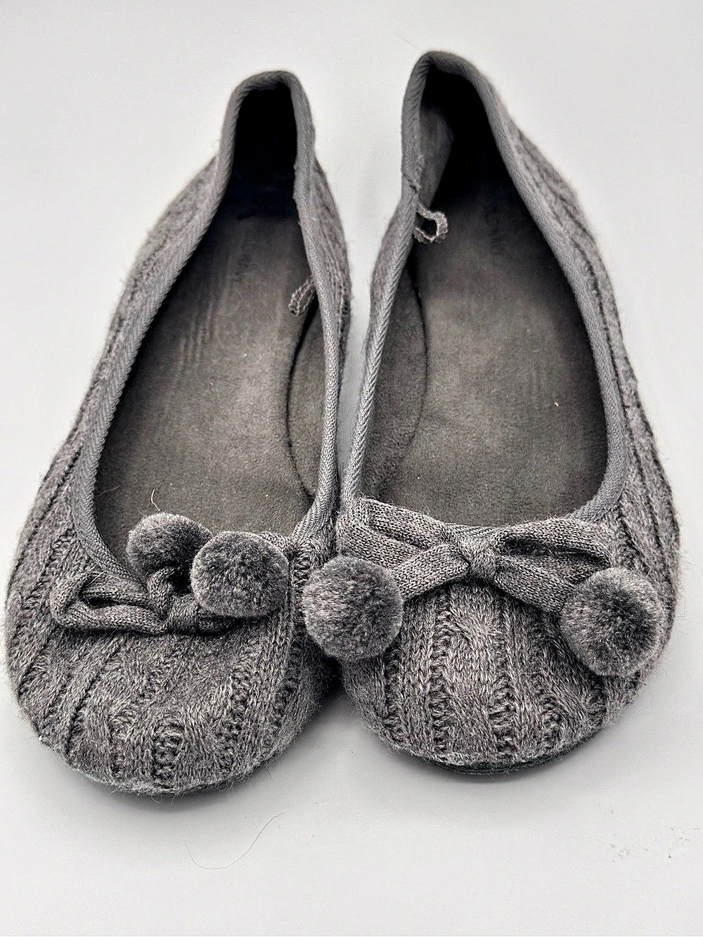 Gray Knit Pom-Pom Slippers
